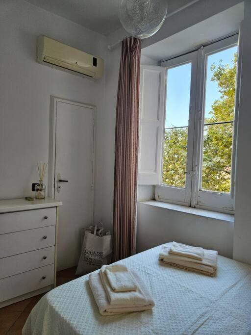 La Casetta A Chiaia Di Goti * Napels